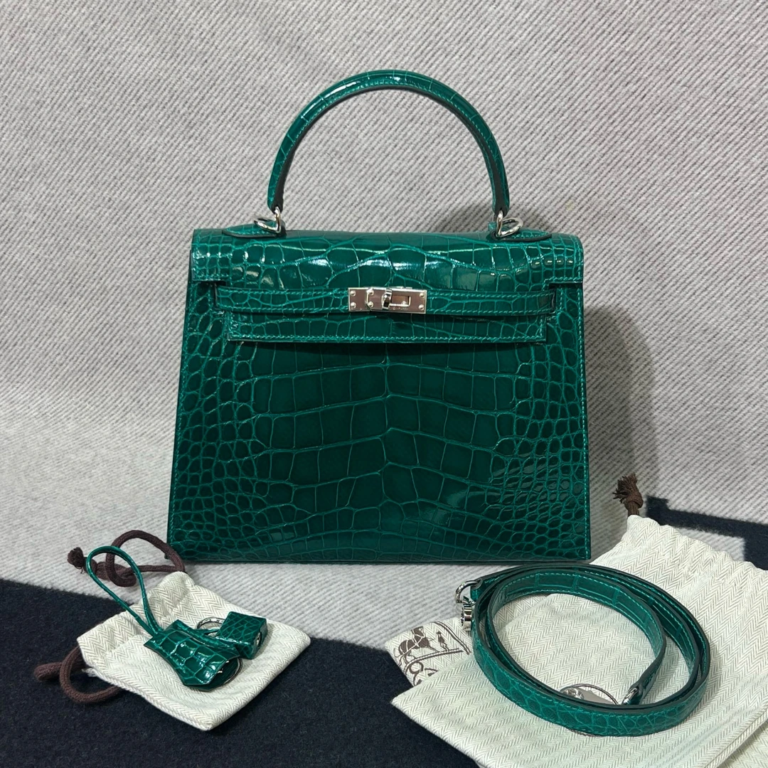 99新 Hermes/爱马仕 翡翠绿鳄鱼皮Kelly25 A刻 手提包