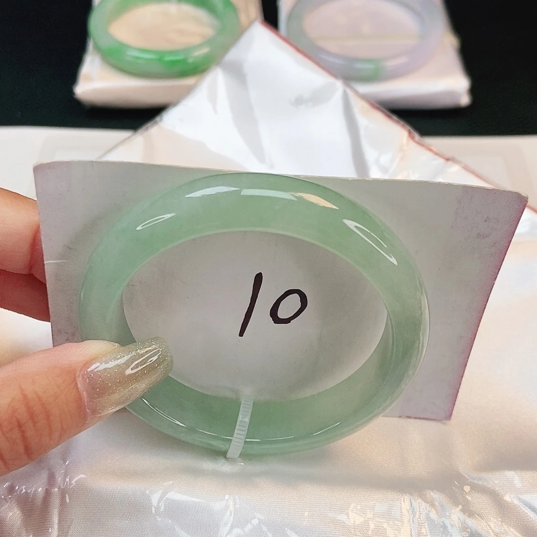 翡翠手镯未镶嵌 正圈53+