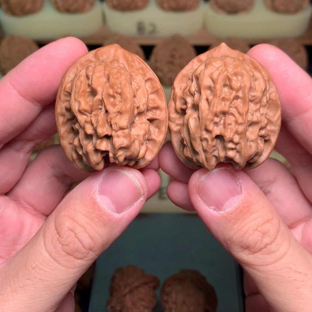 姬***德文玩核桃吊坠37野生磐石全品