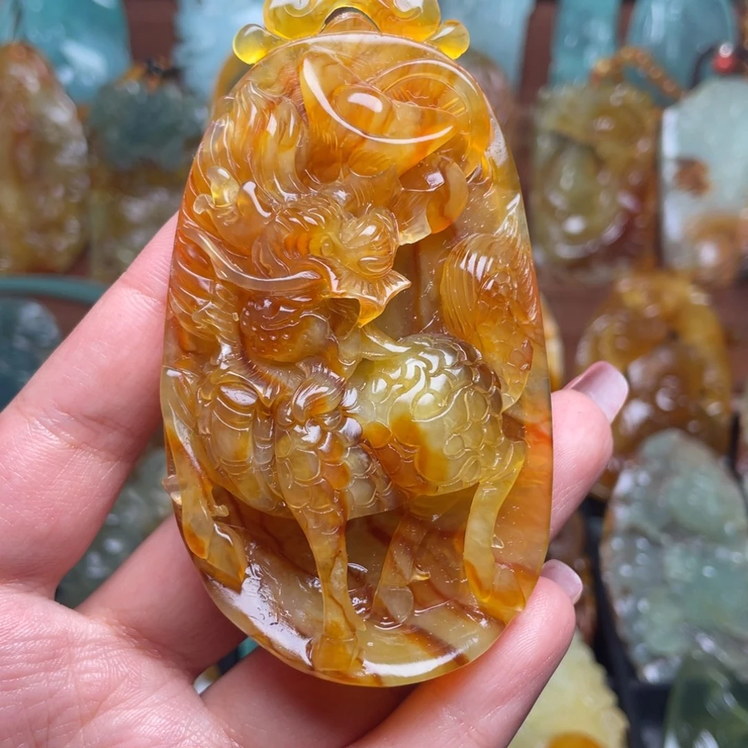 蛇纹石玉颈饰未镶嵌?**?