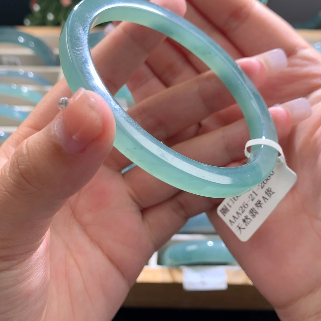 翡翠未镶嵌手镯手镯