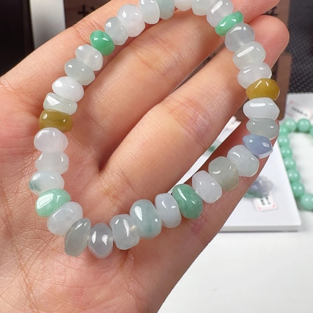 翡翠未镶嵌颈饰11