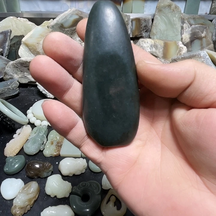 悠****和田玉（糖玉）未镶嵌把件