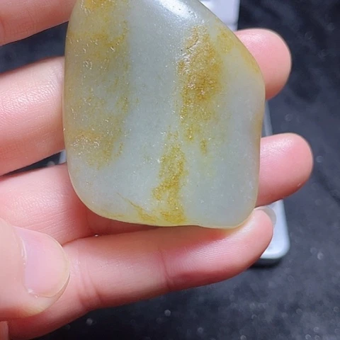 套链未镶嵌和田玉（糖玉）