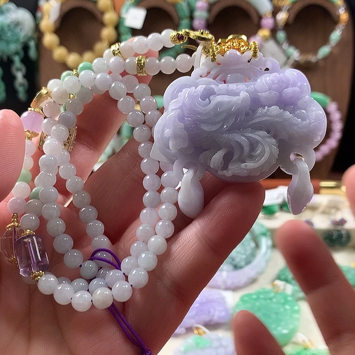 翡翠未镶嵌颈饰吊坠