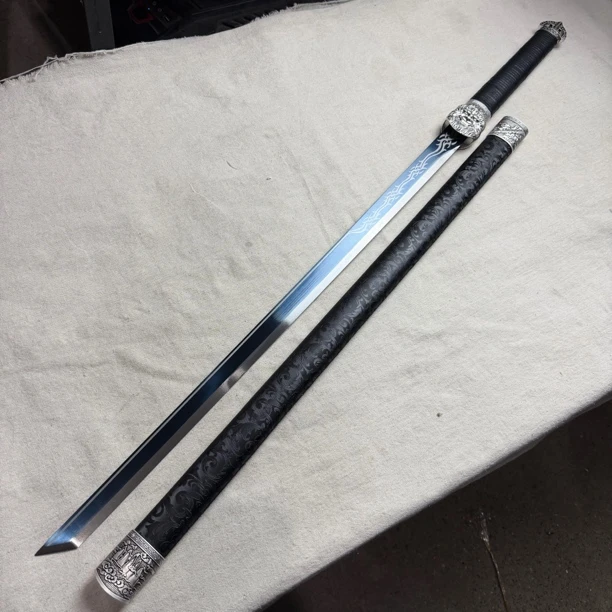 3447 龙泉昊天宝高锰钢唐横刀实木包皮鞘未开刃