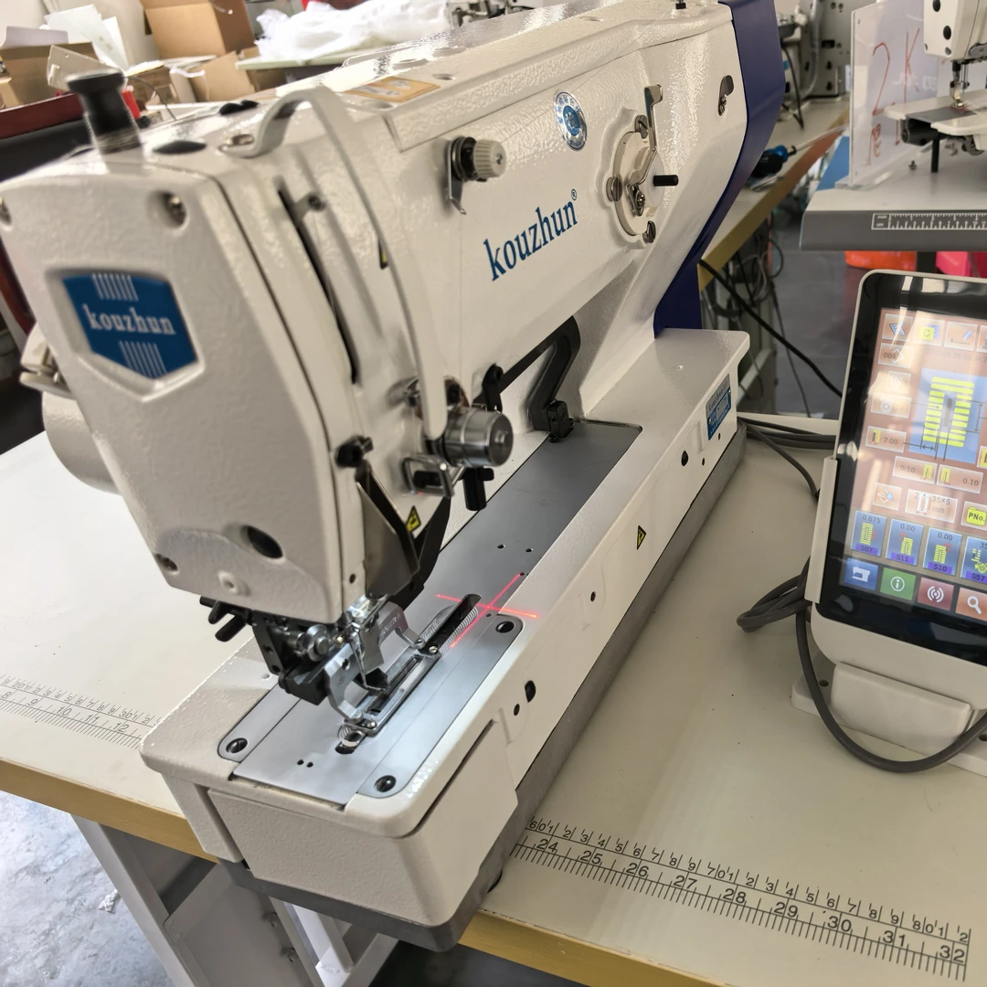 全新电脑直眼机1790，特点轻快。