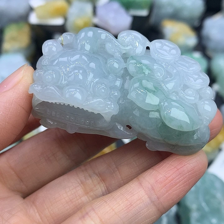 翡翠未镶嵌颈饰天然缅甸A货翡翠貔貅吊坠