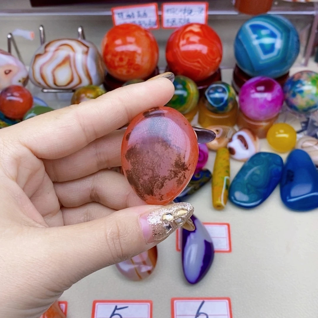 玛瑙/玉髓未镶嵌珠宝奇石