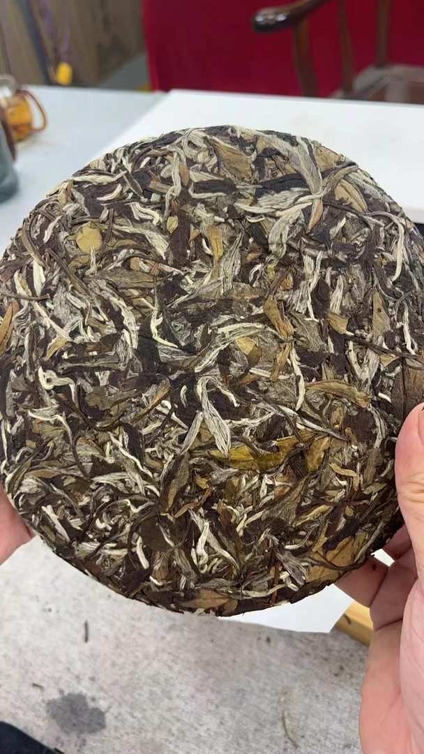 【康潮一品】2015年荒野白牡丹饼茶 350g一饼 白茶链接！