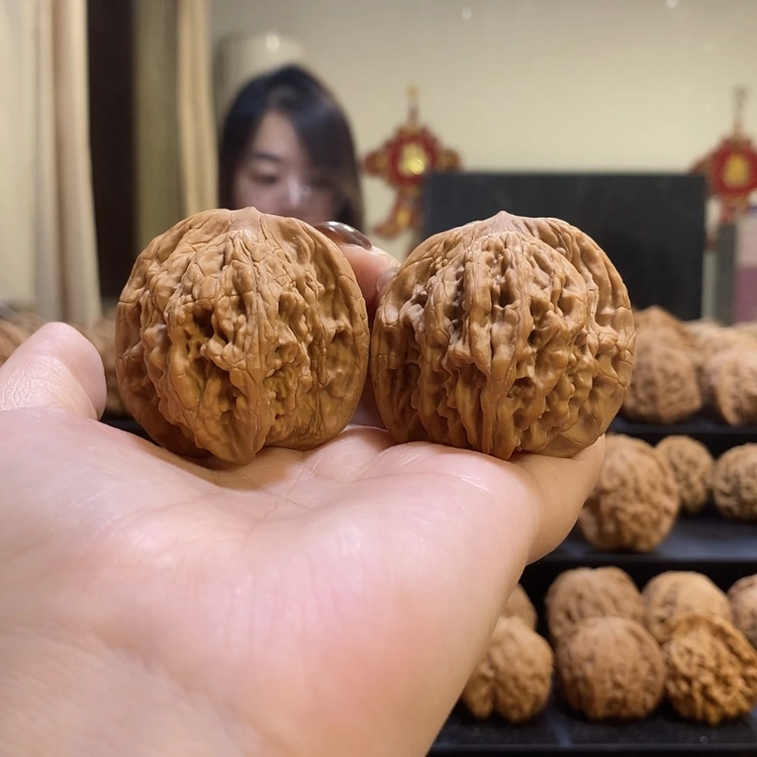 把件文玩核桃44练手的麦虎