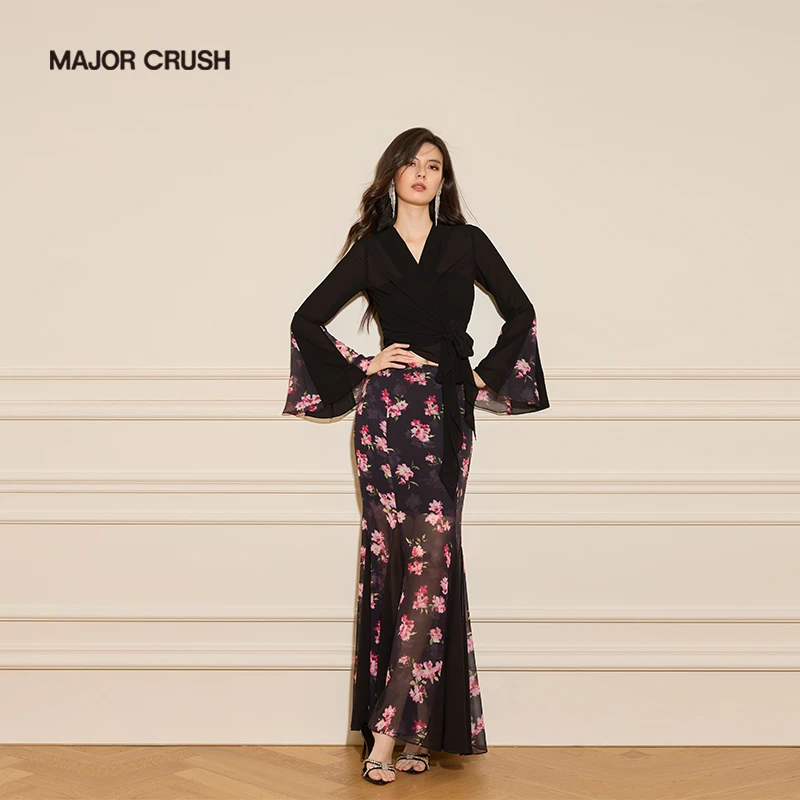 MAJOR CRUSH裙子冬季套装黑色一片式上衣盼棠梨晚印花半裙73249