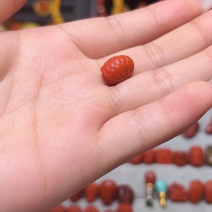 福***堂南红玛瑙未镶嵌卡9.4