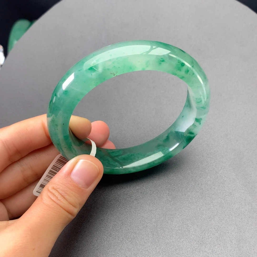 石英质玉（非洲翠）合金手镯