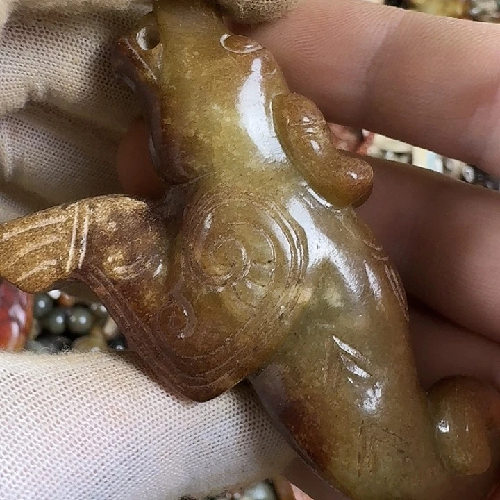 和田玉未镶嵌挂件