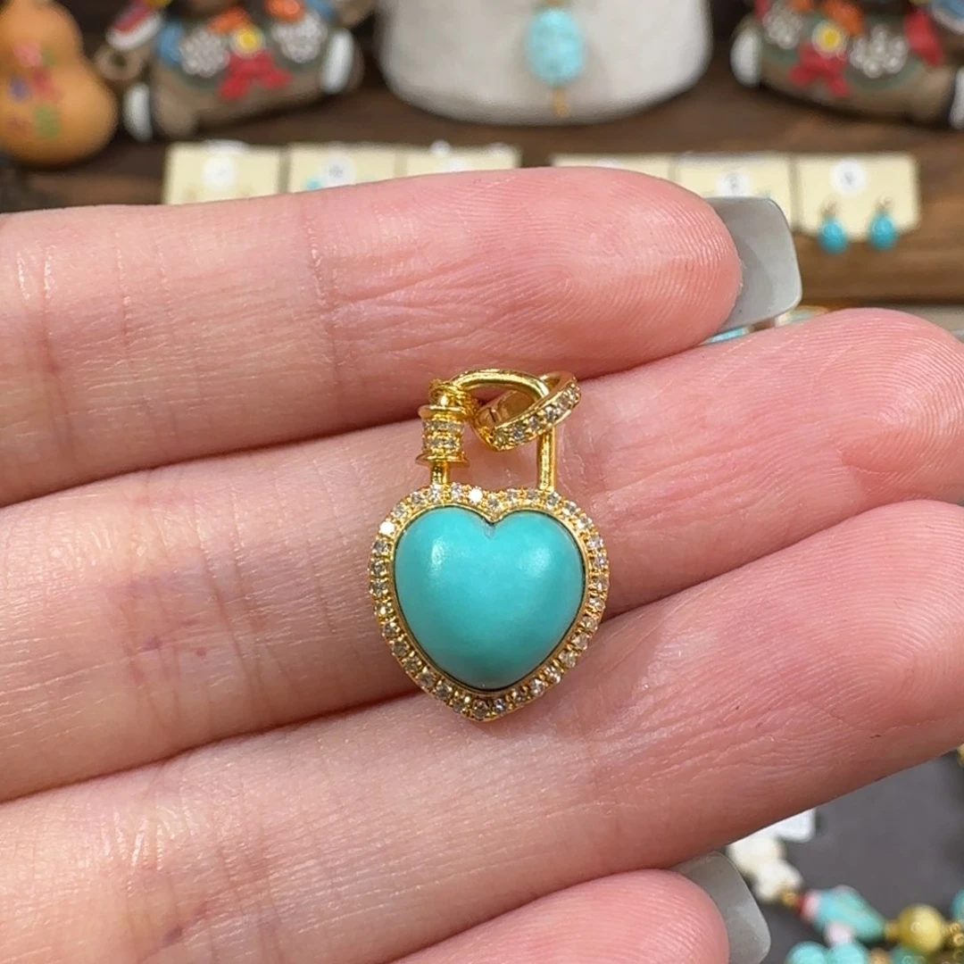 绿松石18K金镶嵌吊坠(不含链)柒*爱心吊坠