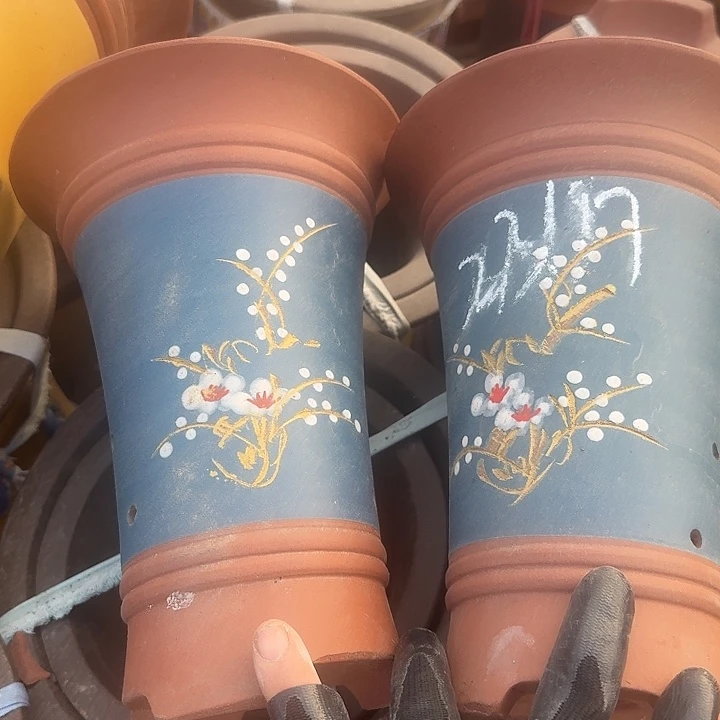 紫砂杯壶和花钱等文物