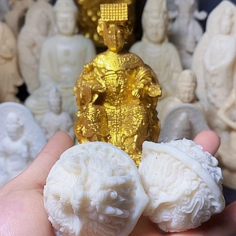 稀*全描金坐妈祖➕龙头核桃一对，➕不退不换