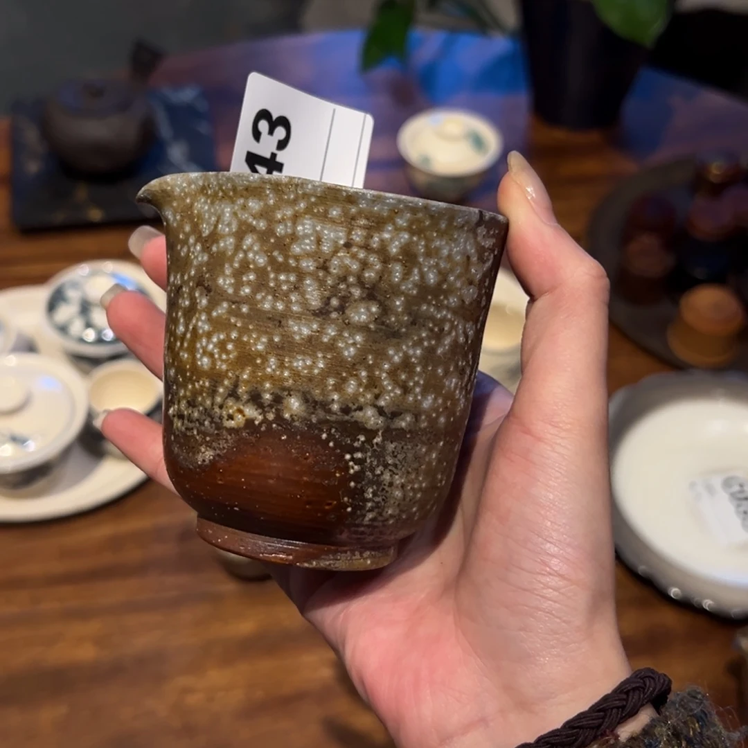 陶瓷。       陶瓷。