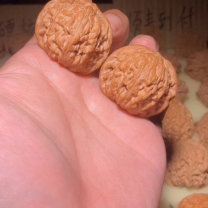 文玩核桃手把件磨盘