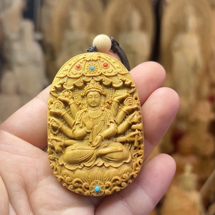 柏木（崖柏）崖柏雕刻。鼠千手