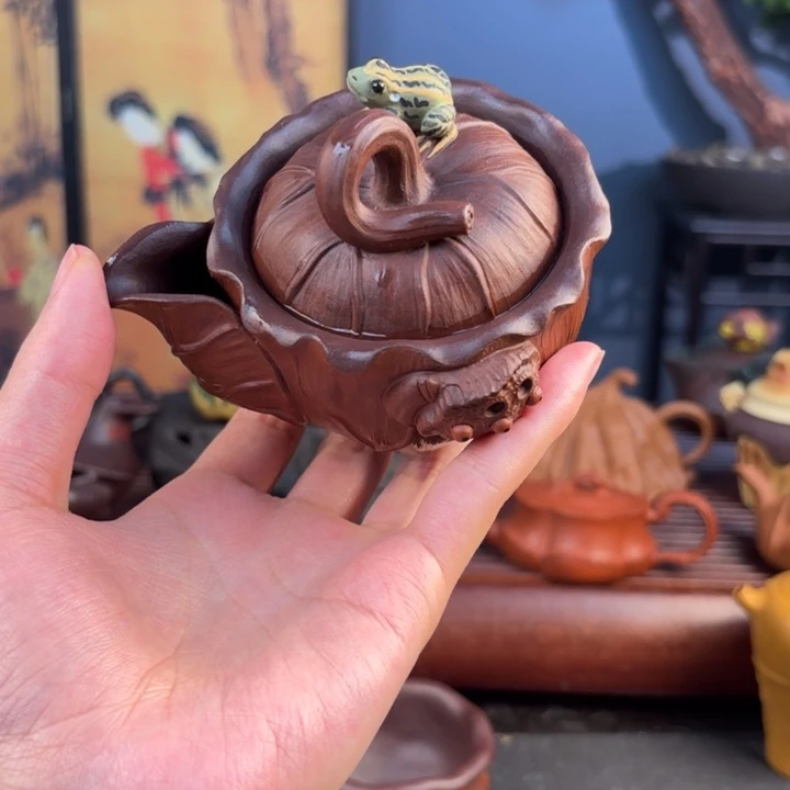 顺是因为有个女老师给的