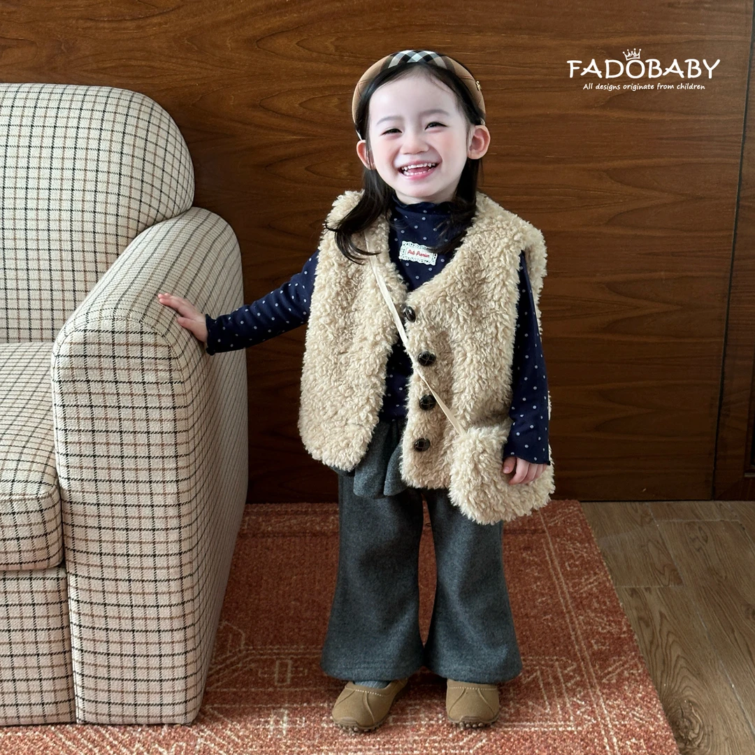 女童毛绒马夹2025冬季新款宝宝洋气加厚毛马甲儿童保暖外套带包包