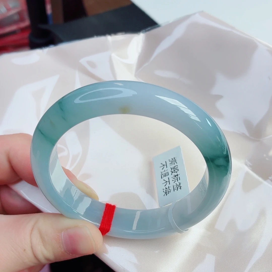 翡翠未镶嵌手镯天然翡翠A货