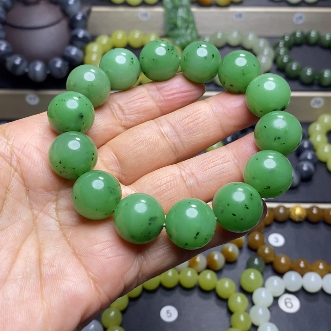 和田玉未镶嵌手串