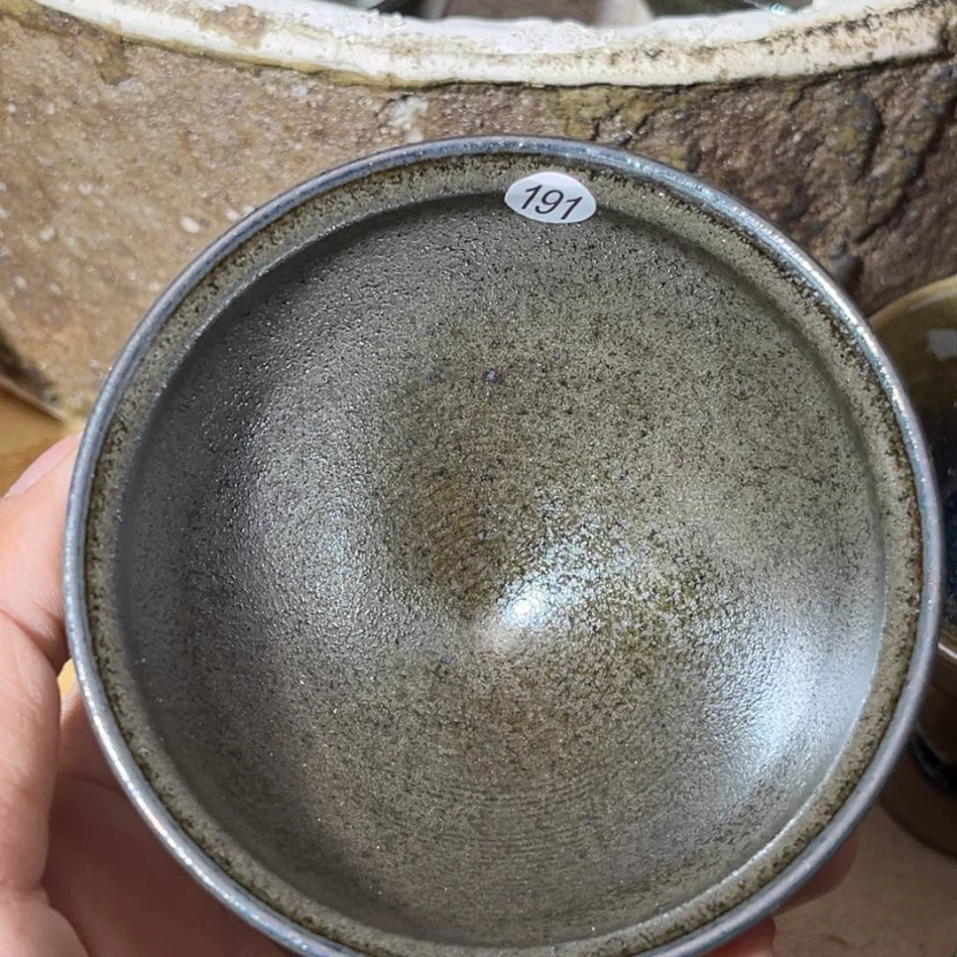 茶盏义兴龙窑坚持真柴烧