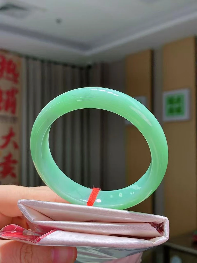 Q1/翡翠手镯/50-60圈口可选/多样性发一