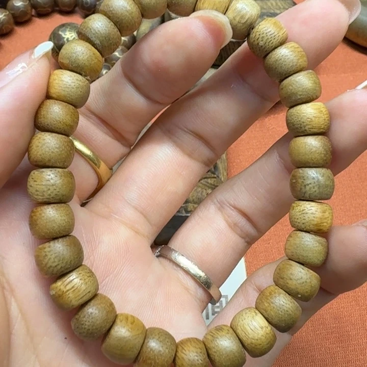 大叶紫檀(黑酸枝木类)
