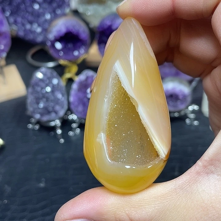 未镶嵌水晶珠宝半成品