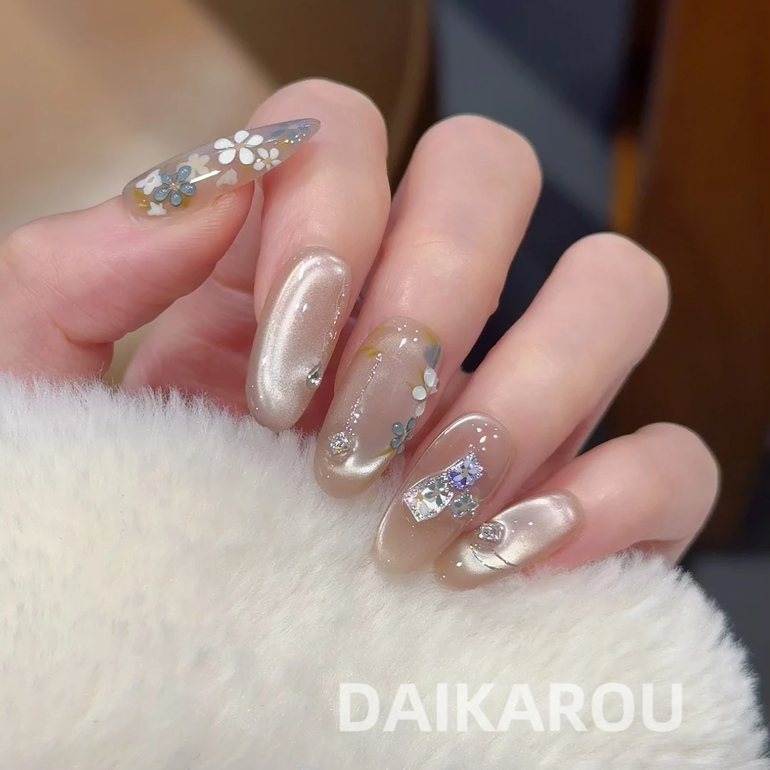 琼花幽兰 黛卡柔 预售 新甲型 此度 短椭圆 中椭圆手工穿戴甲10片