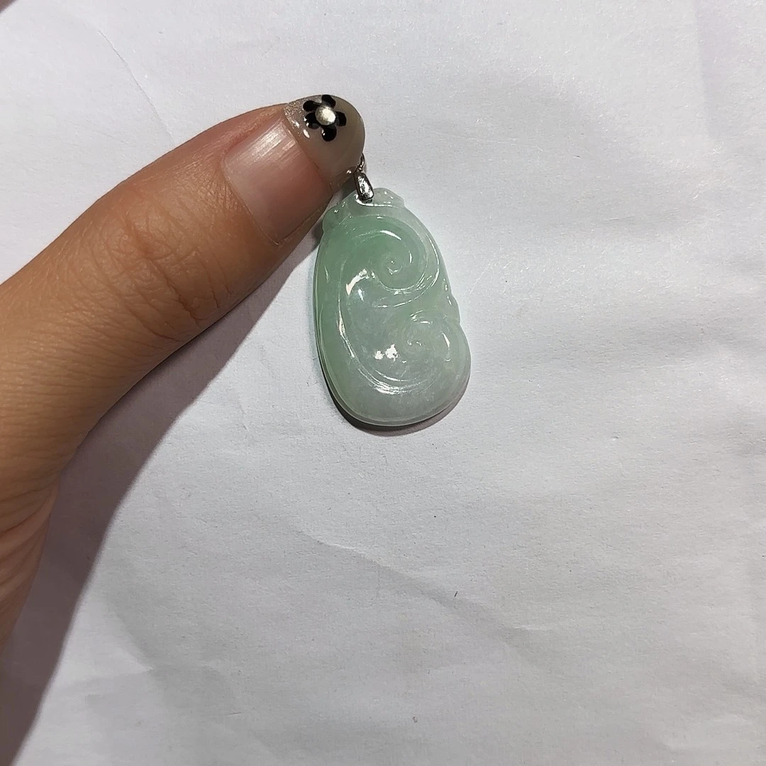 翡翠未镶嵌颈饰A货翡翠镶嵌银扣