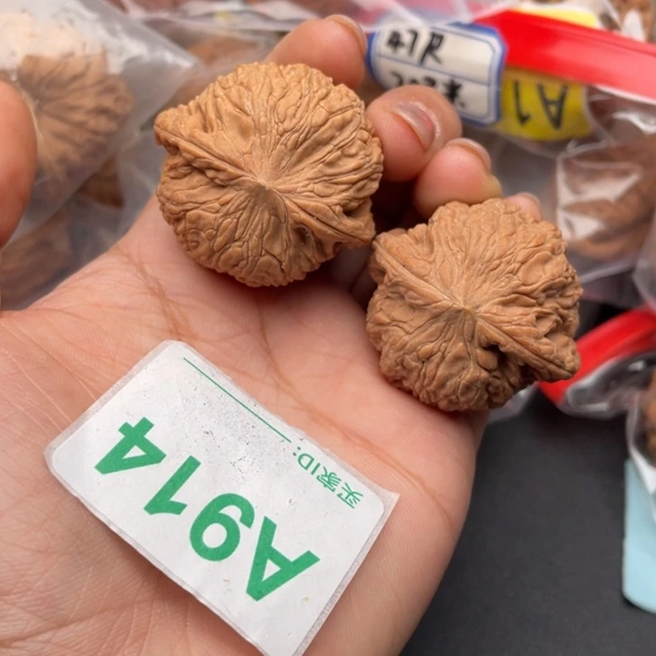 文玩核桃吊坠核桃