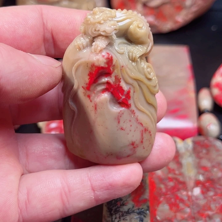 昌化鸡血石昌化鸡血石