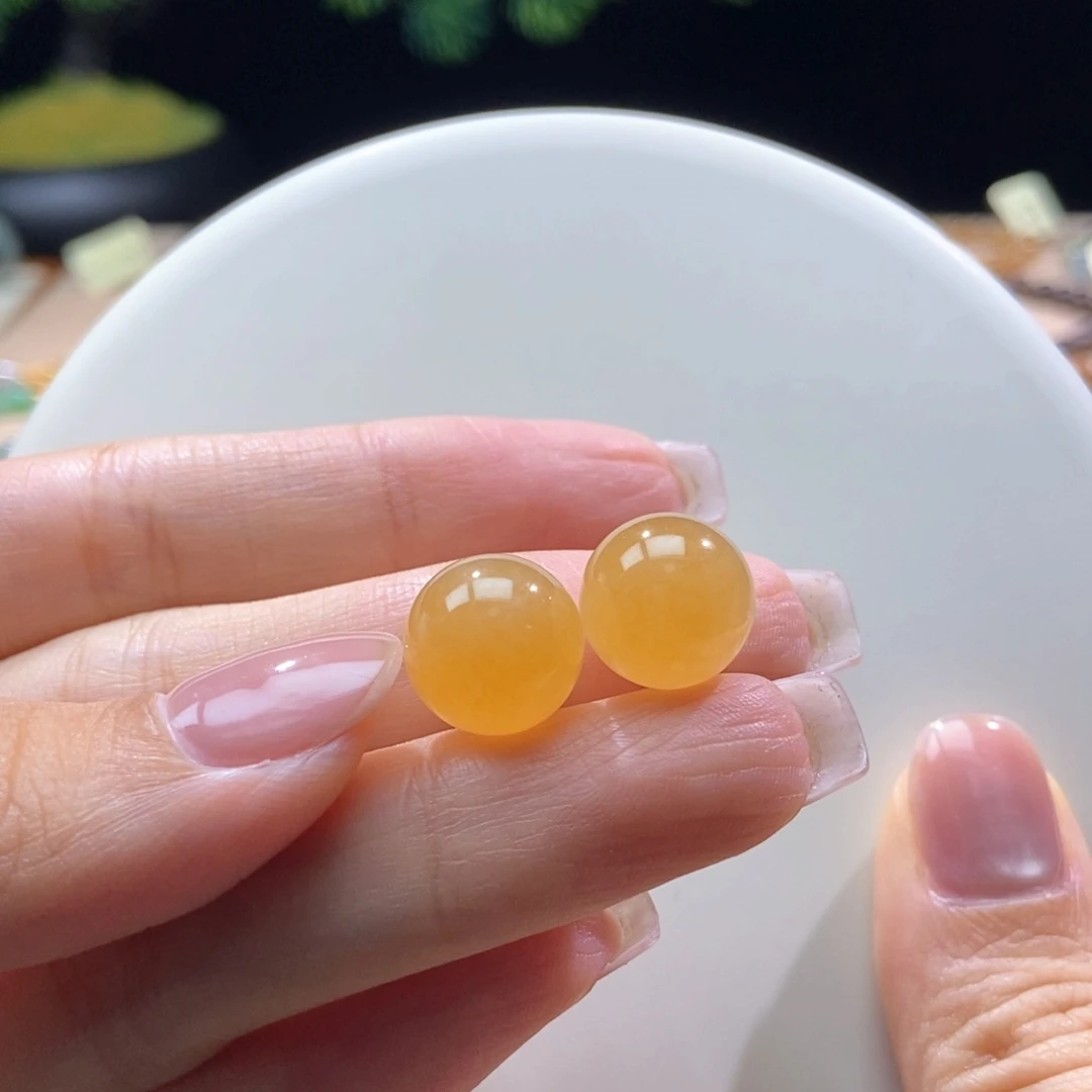 翡翠未镶嵌颈饰翡翠鲜橙满黄12+mm多样性发一