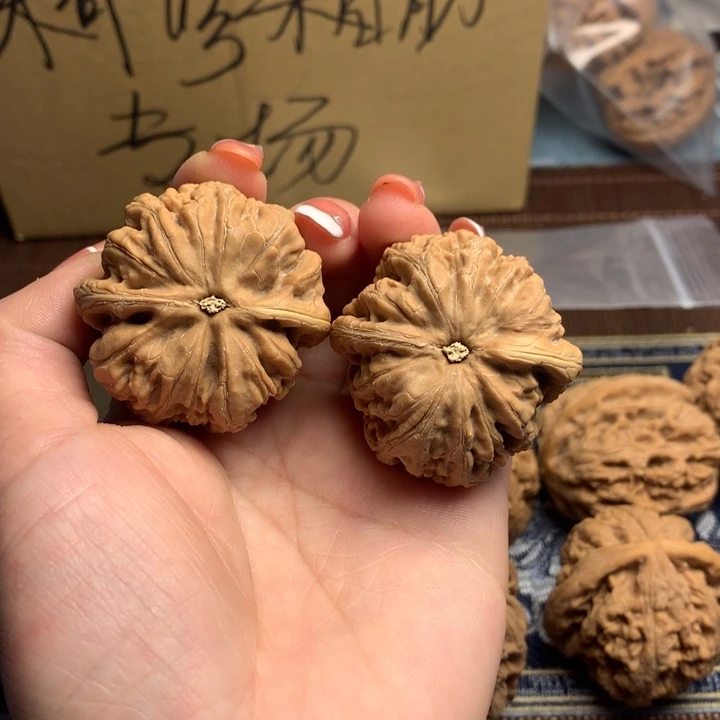 吊坠文玩核桃、***凉粗筋