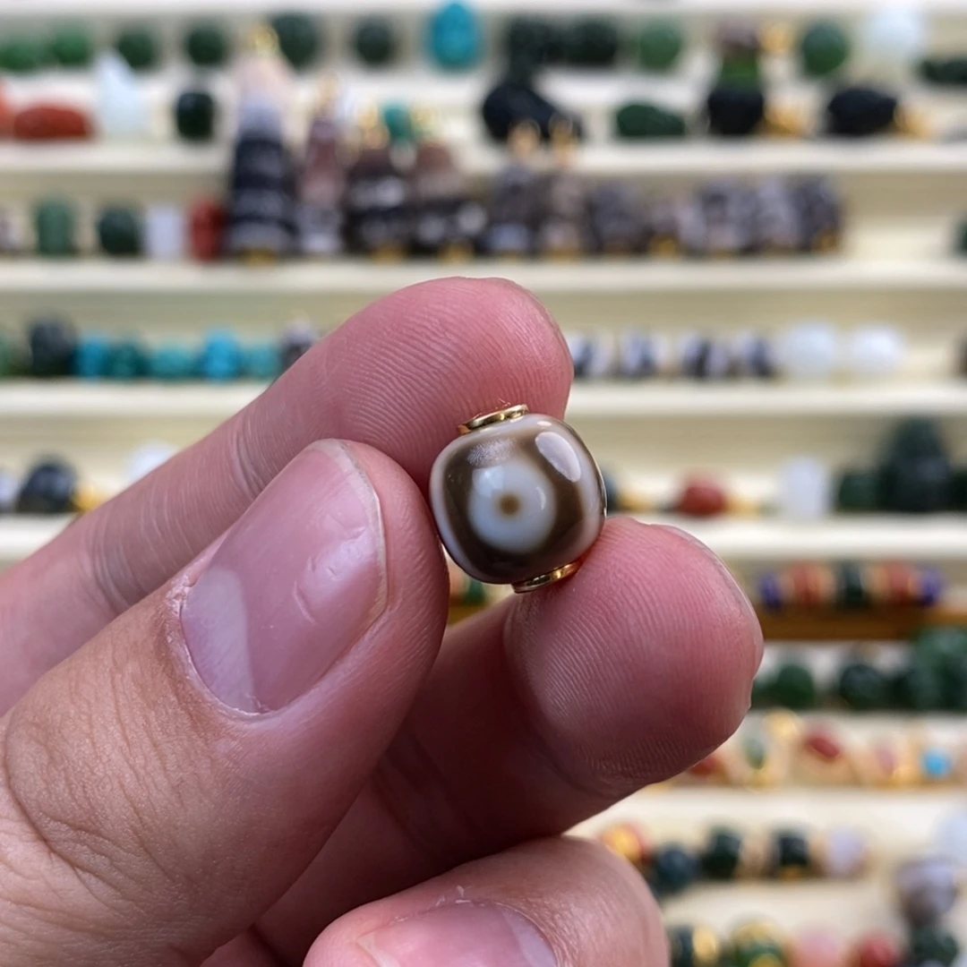 玛瑙/玉髓颈饰18K金镶嵌蒜*?