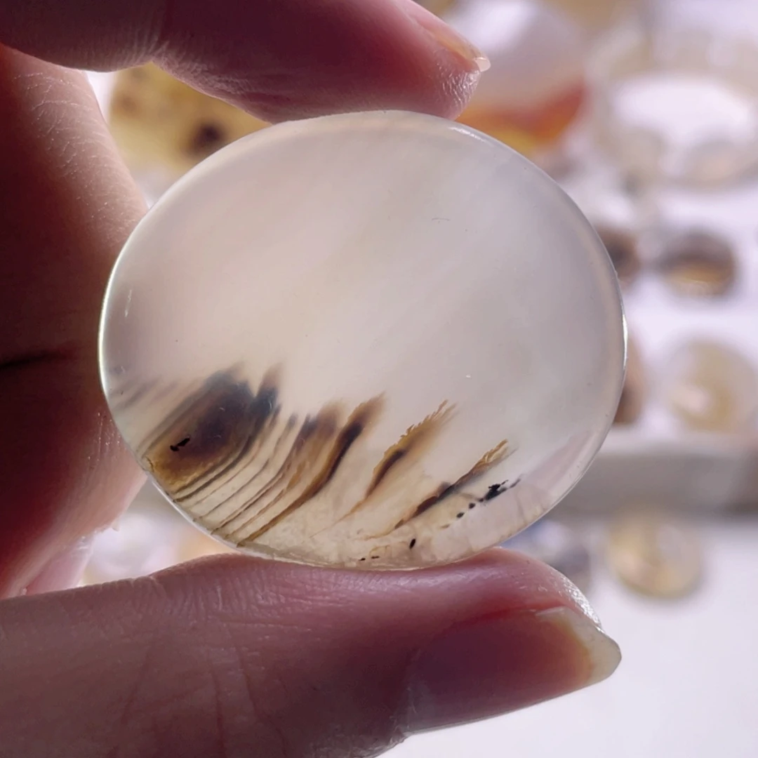 玛瑙/玉髓未镶嵌珠宝奇石