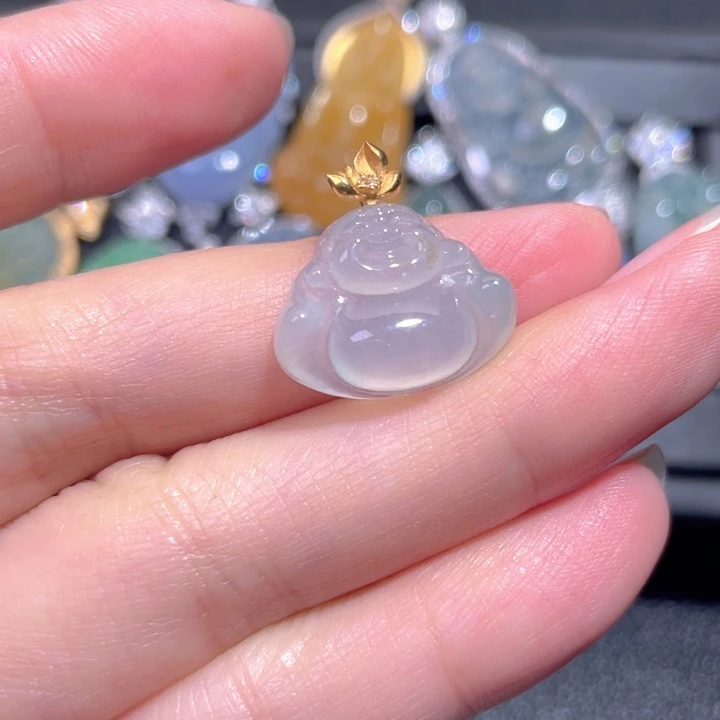 颈饰18K金镶嵌翡翠翡翠