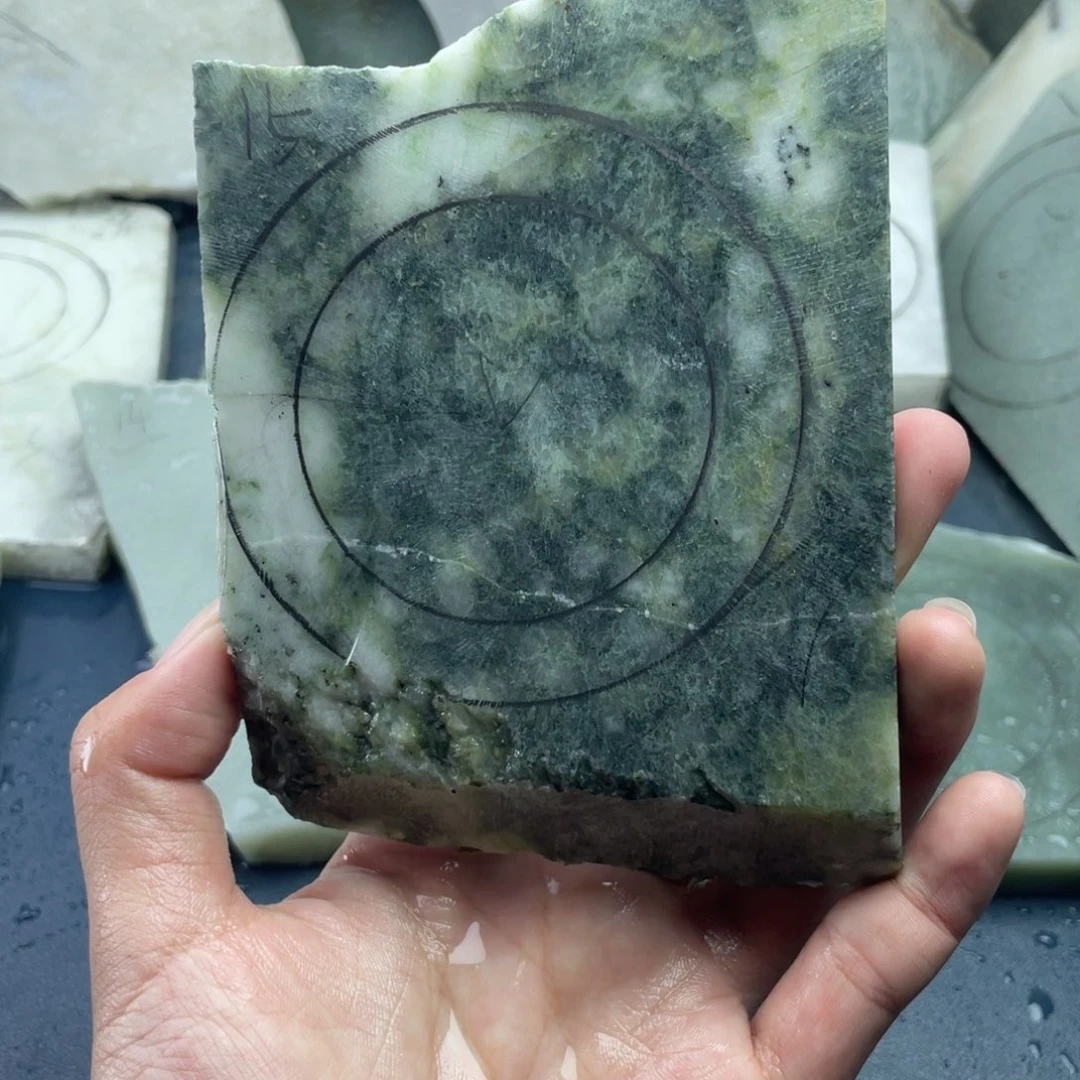 独山玉未镶嵌手镯定制手镯