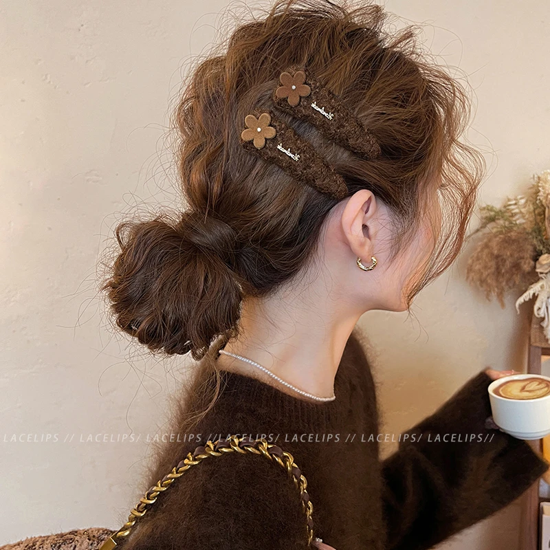 秋冬花朵棕色毛绒发夹女刘海夹子头饰2025新款高端侧边夹前额发卡