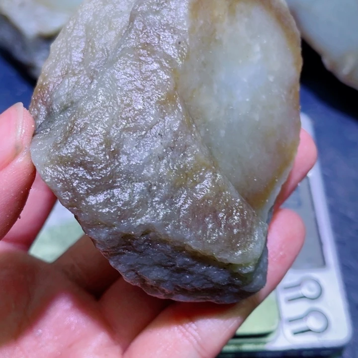 和田玉（糖玉）未镶嵌珠宝半成品