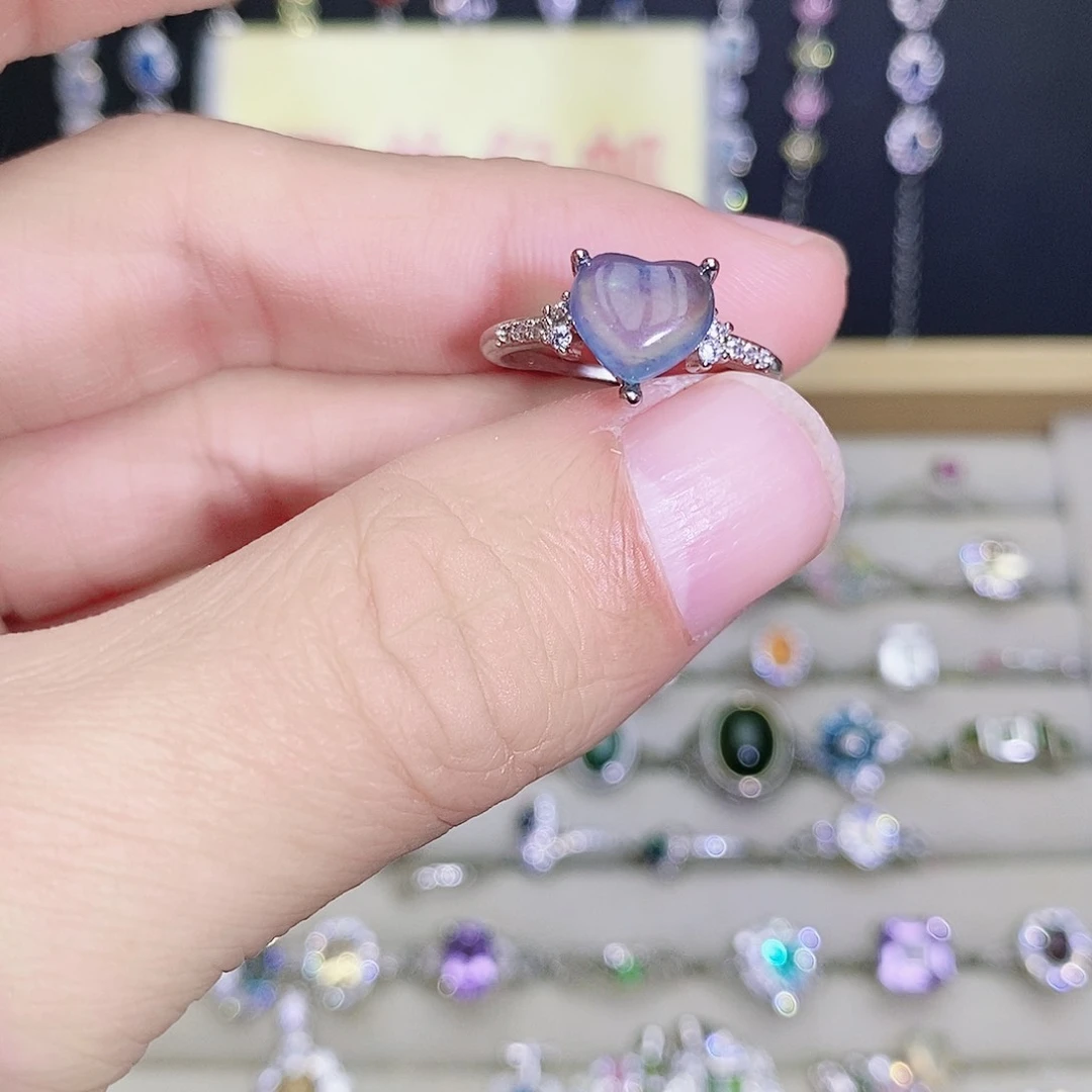 未镶嵌戒圈海蓝宝石