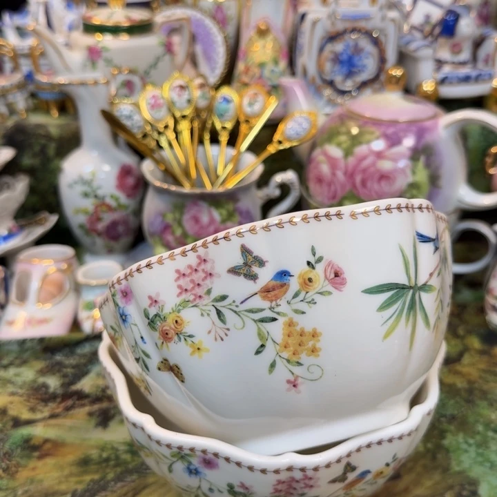 鹿与海陶瓷家居有限公司