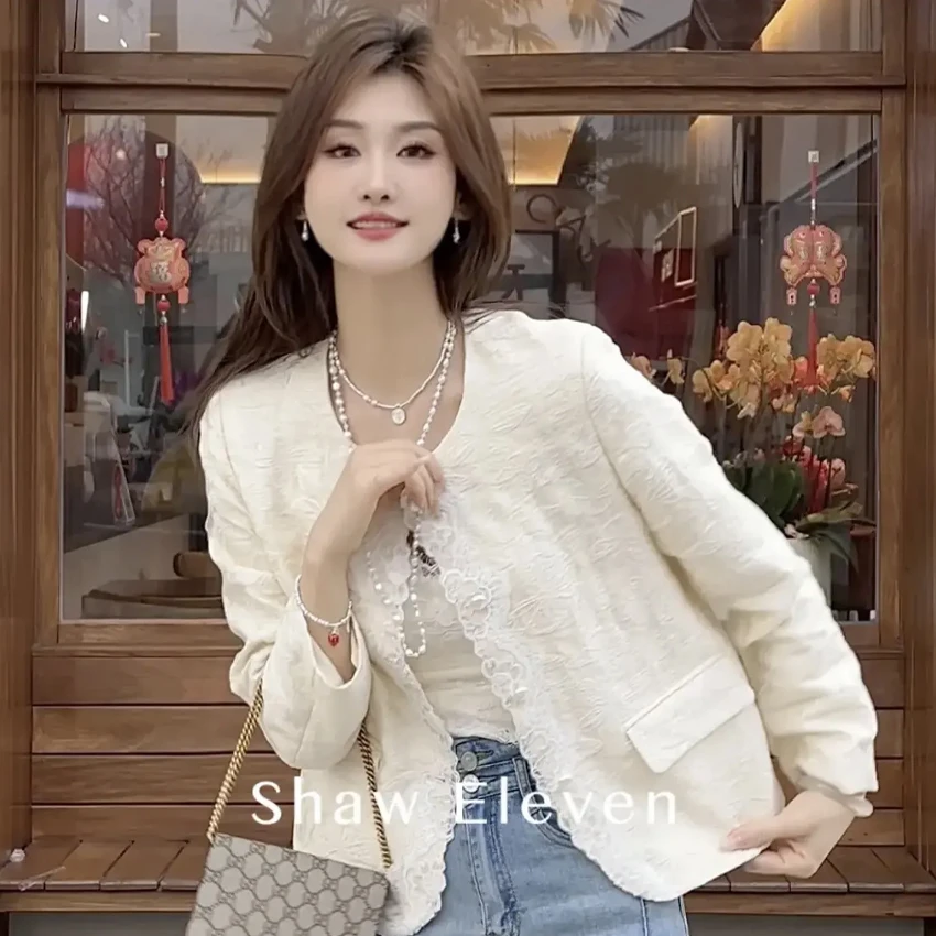 25039春季时尚法式提花蕾丝花边圆领短外套