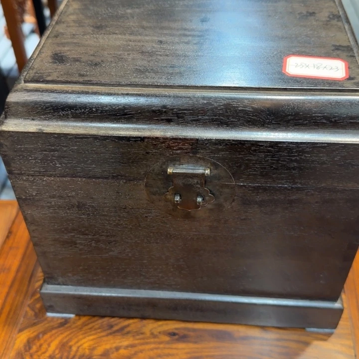 南***居木紫檀木小箱子一个