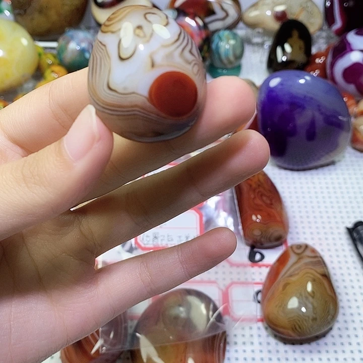 娟***姐玛瑙/玉髓未镶嵌珠宝奇石